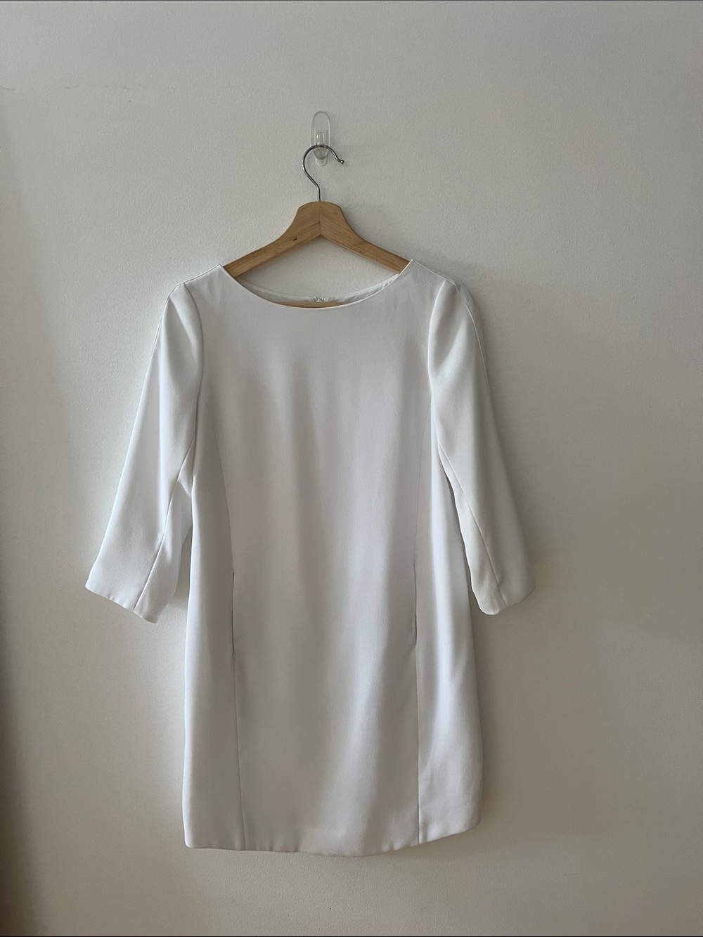 Vince White Mini Shift Dress with Three-Quarter Sleeves